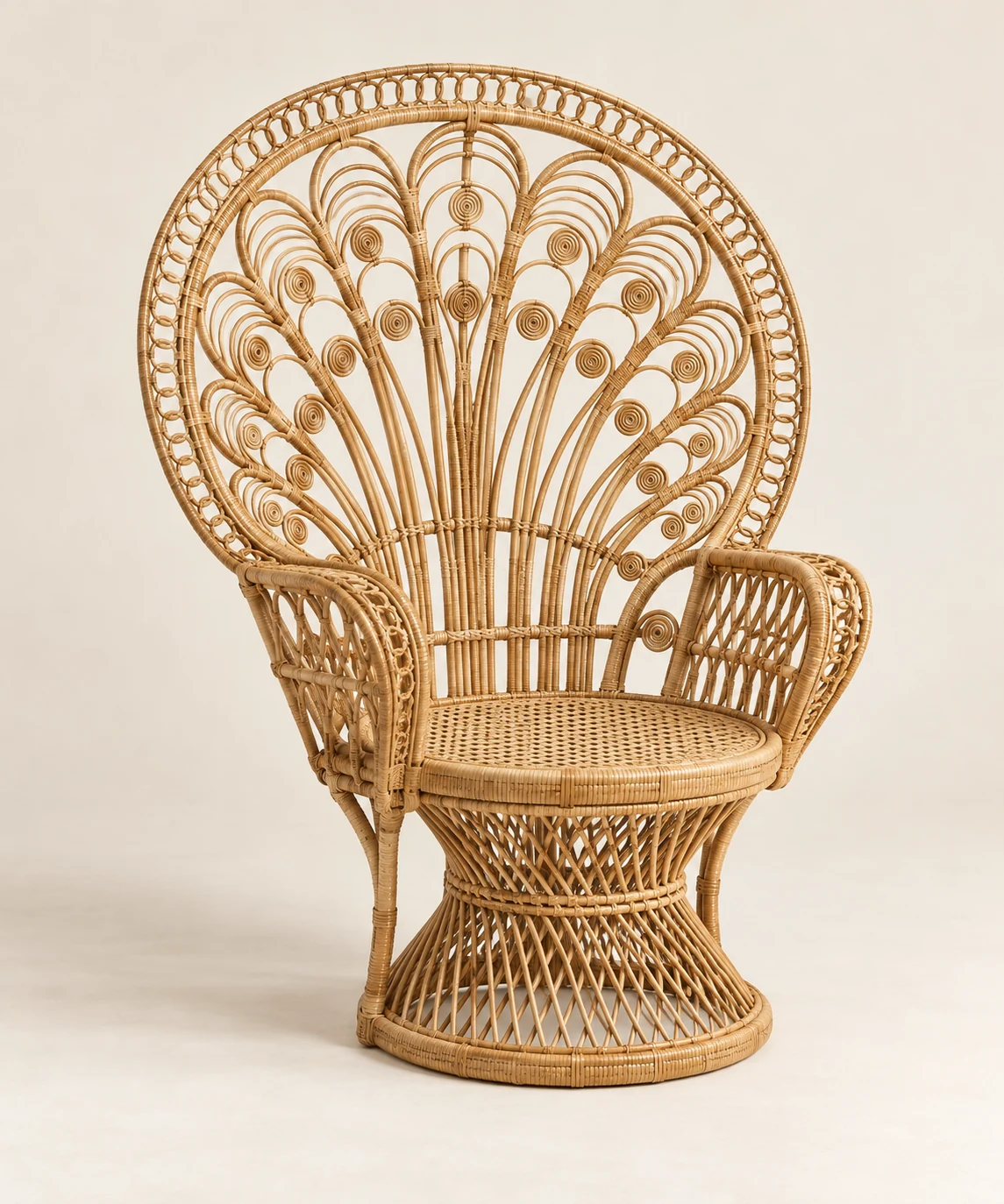 Isola Peacock Chair in Natural Honey